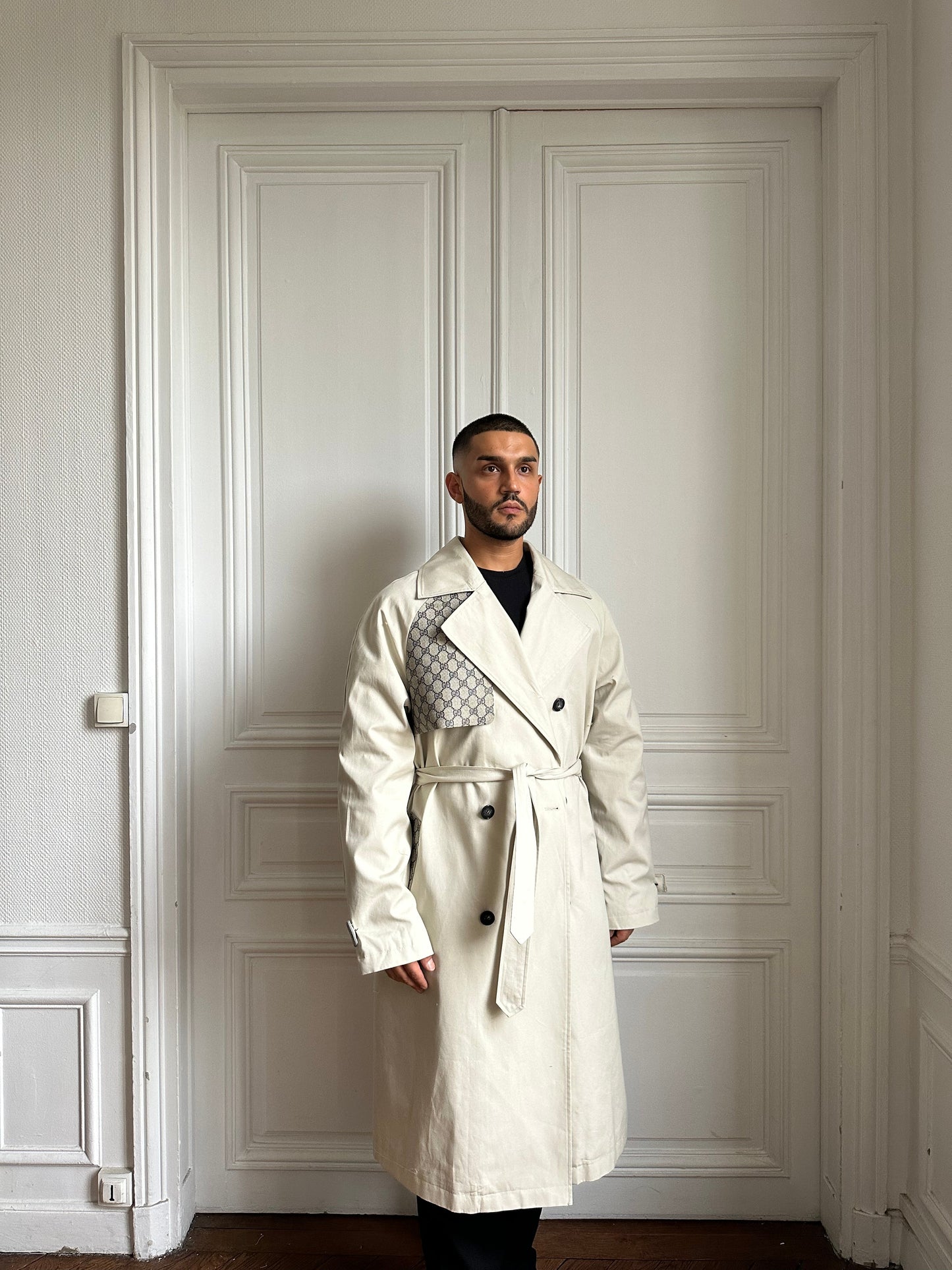 Trench beige snake