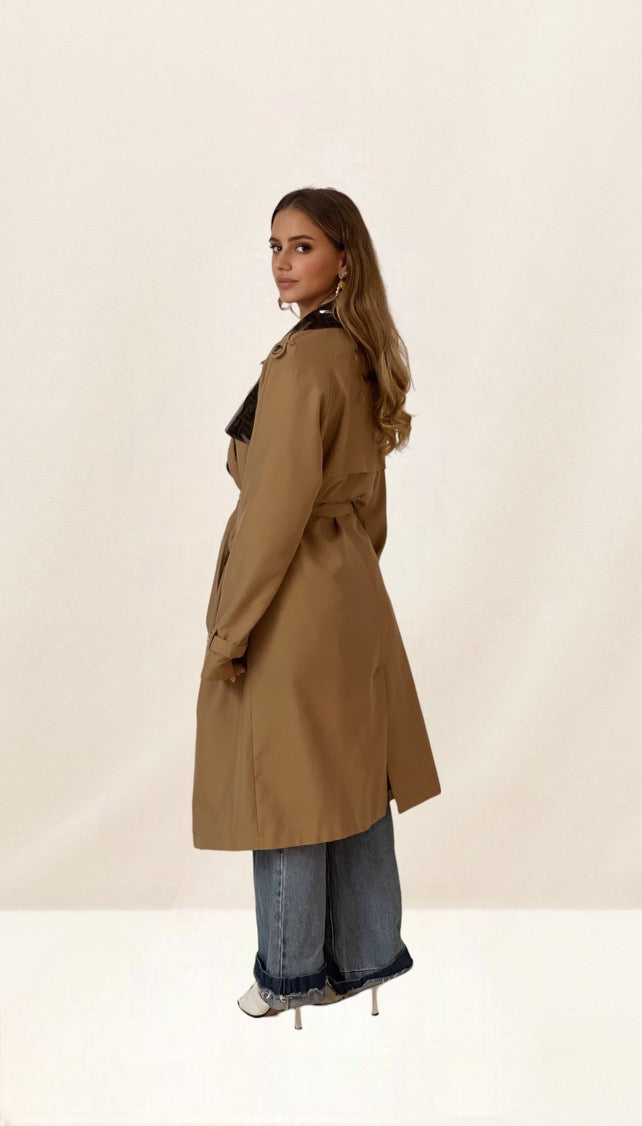 Trench brown caramel