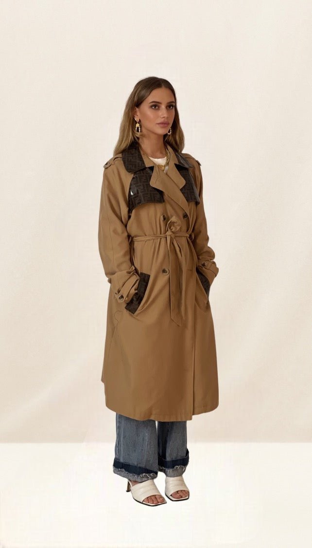 Trench brown caramel